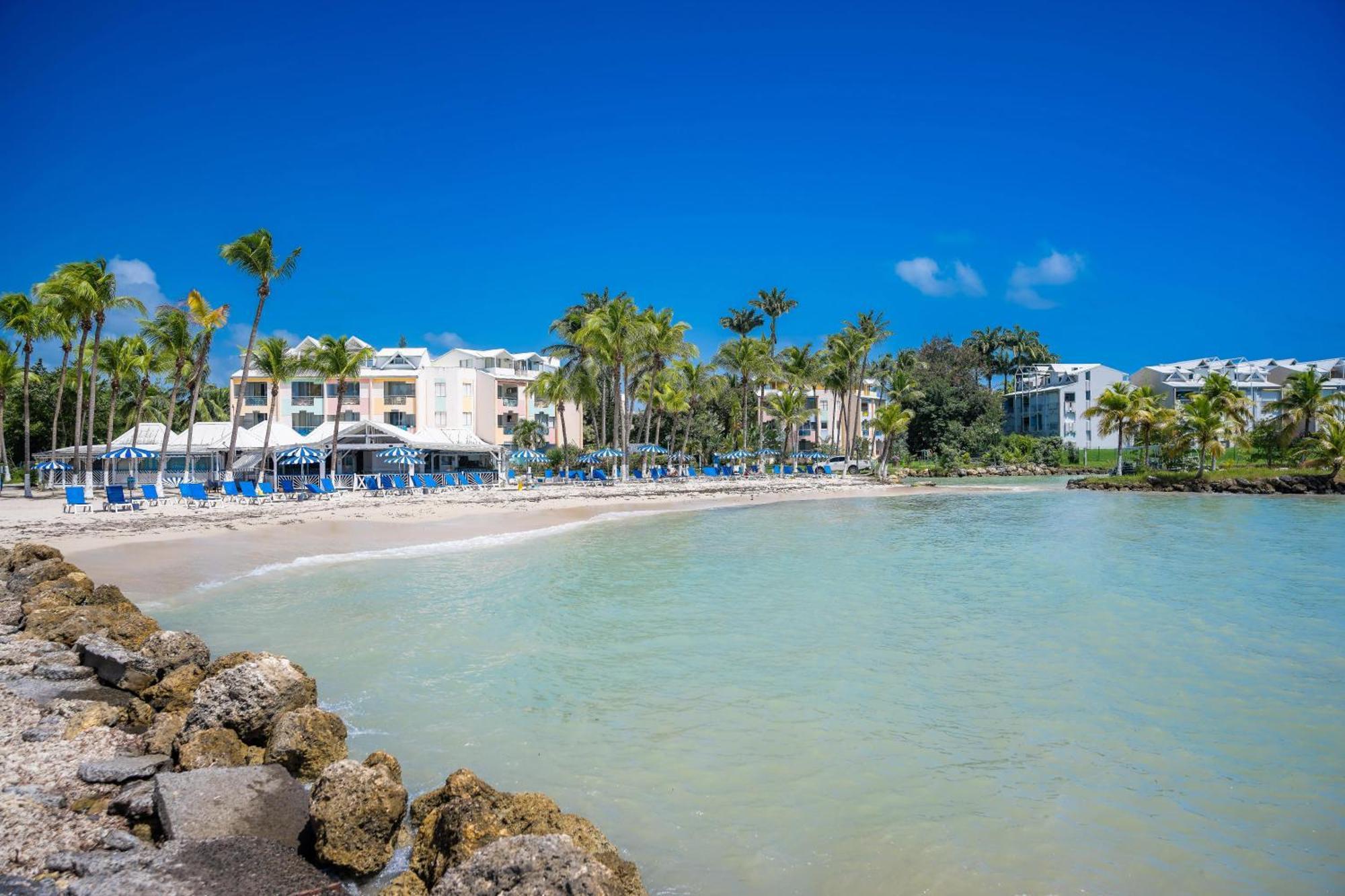 Appartement Bord De Mer Tres Fonctionnel , Sur La Plage & Vue Mer Exceptionnelle Le Gosier  Exteriör bild